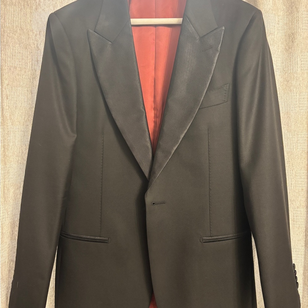 Suitsupply Elegant Black Tuxedo Jacket
